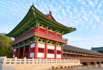 韩国釜山-庆州往返一日游【历史古都庆州游玩｜不同线路可选 】【从釜山出发，展开庆州世界遗产一日游。感受庆州的历史文化之美，带回美好难忘的韩国旅游回忆。】