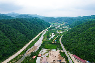 中国北方第一漂,赏青山野树,吃生态美食,过向往的生活