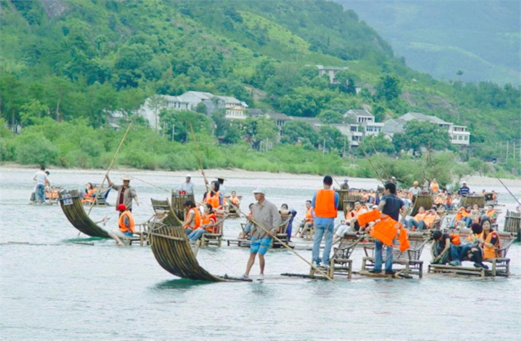 楠溪江甸园竹筏漂流