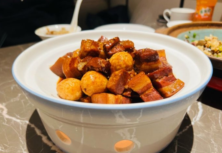 吕氏焗小鲜•海鲜青岛菜(五四广场总店)