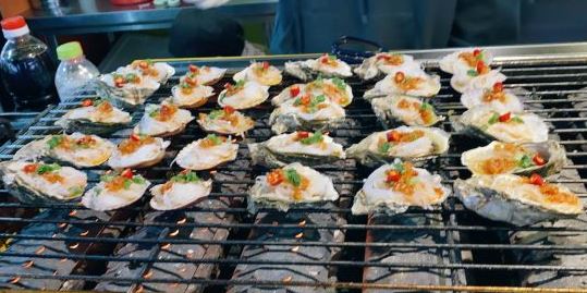 烟大小吃一条街