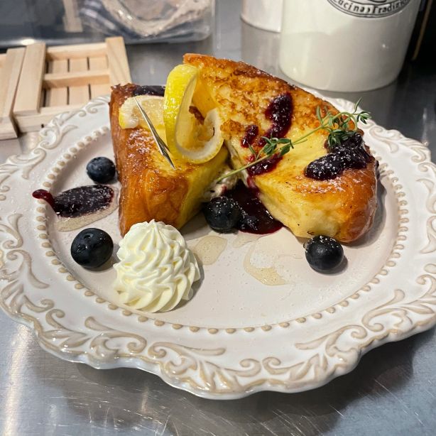 蛋小鬼甜品工厂(荼薇花园店)