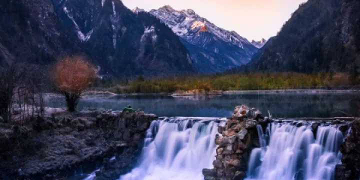 畢棚溝景區-龍王海