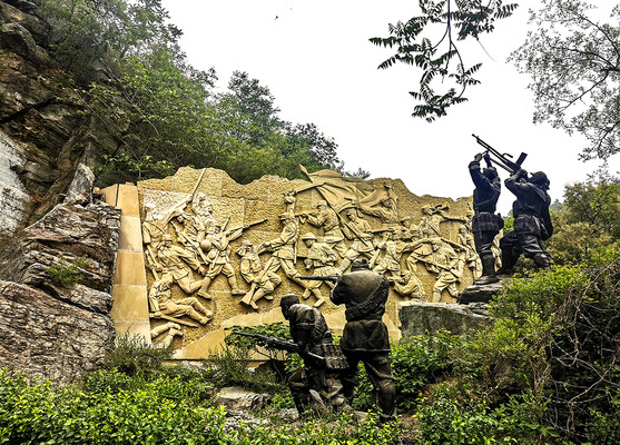 追寻红色足迹 黑山扈抗日纪念园