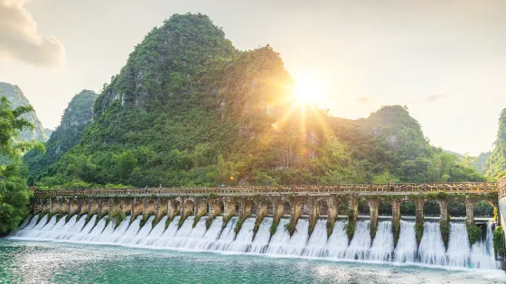 布泉河
