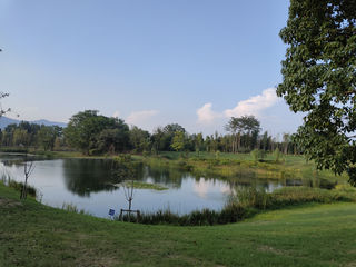 河滨公园，小塘夕阳美如画