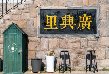 青岛海底世界+乘船出海一日游【暑期趣游，一价全含，市区接送】【品质保障： 100%纯玩无购物，0投诉明星导游让您的旅途欢声笑语；】