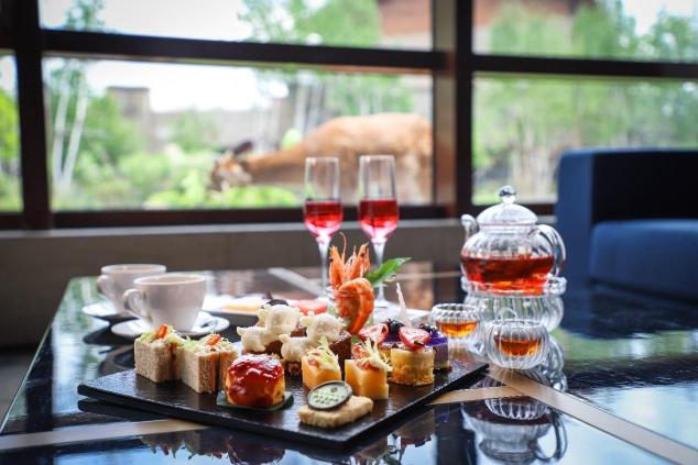 长白山吉视传媒铂尔曼度假酒店·大堂吧餐厅图片