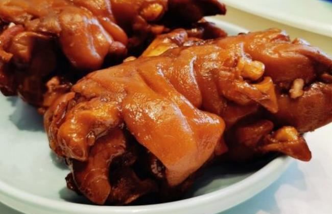 净香园鲜卤熟食总店(北坦店)