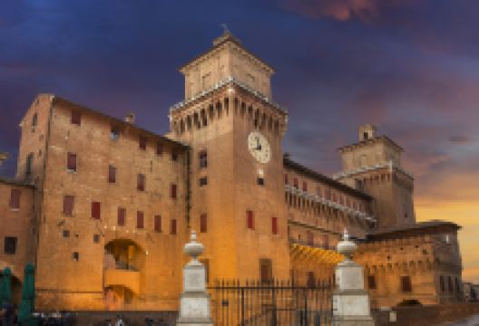 埃斯特城堡景点图片