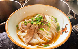 津市刘聋子粉馆(张家界总店)