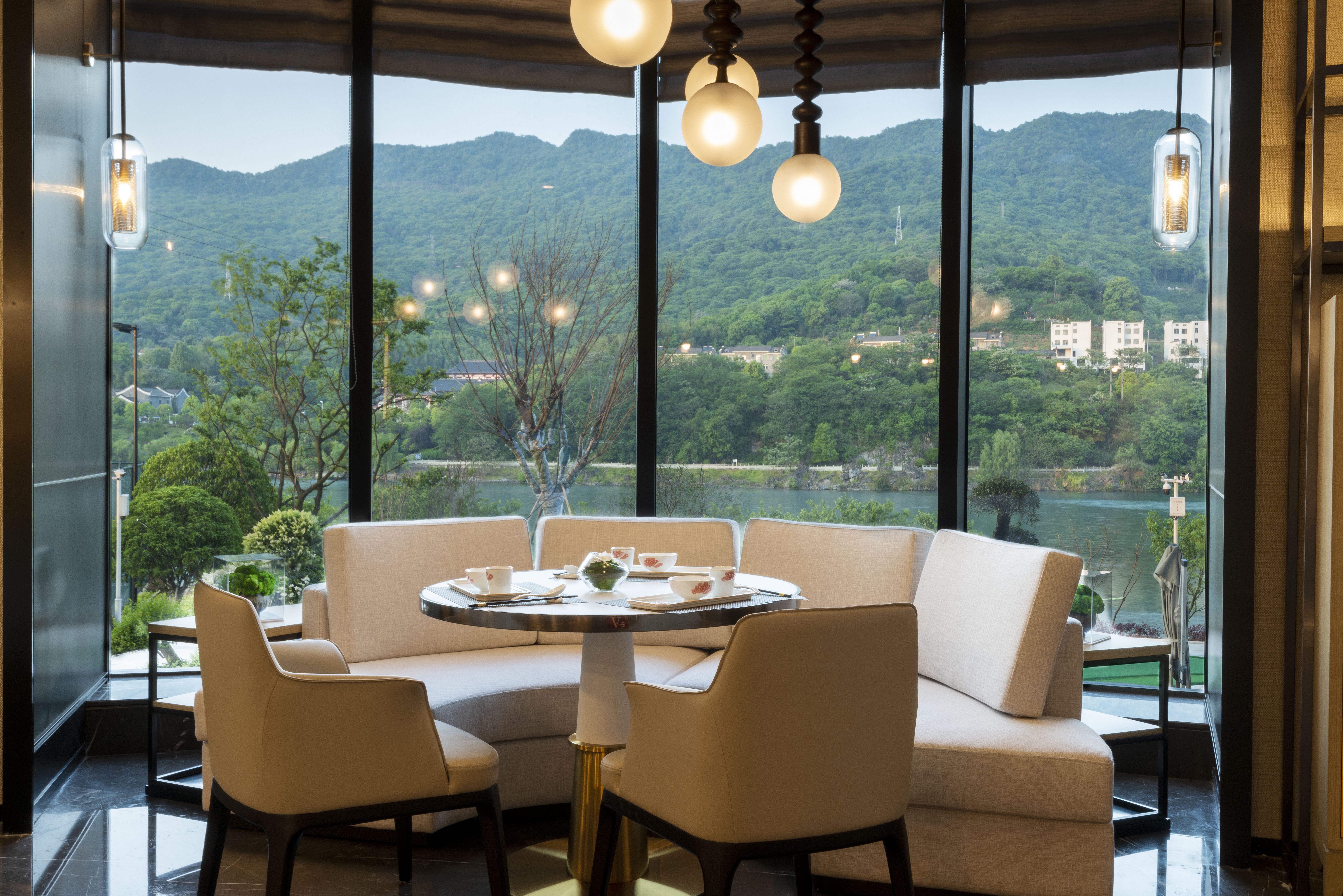 东江湖泊漫酒店·LuTing麓庭·中餐厅