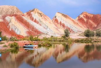 水墨丹霞+甘肃省博物馆+黄河楼一日游【上门接送+纯玩团】【便捷省心：兰州市区便捷接送，免除交通换乘烦恼，一价包含门票、观光车票，轻松开启旅程】