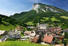 The Chartreuse Mountains景点图片