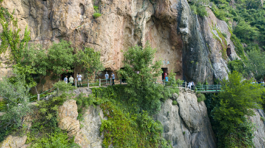 凤冠山风景区