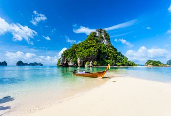 【甲米】莱利日落＋浮潜｜长尾船一日游（晚餐&酒店接送）【乘坐传统的长尾船开启一段甲米跳岛之旅，穿梭在甲米著名的7个岛屿之间，感受热情迷人的当地风情。】