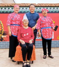 洛川游记图文-品陕西美食洛川火碗 体验诗情画意搬的黄龙瓦子街偏石村民宿