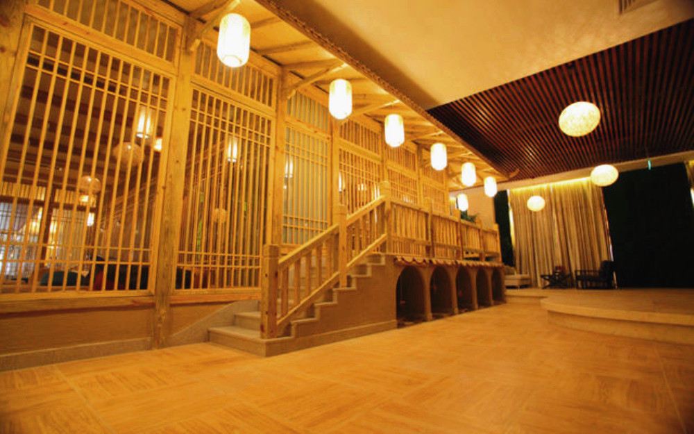 Gallery 2