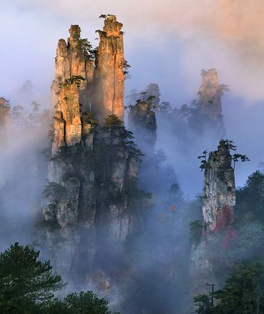 6D5N • Zhangjiajie & Fenghuang leisure tour with Furong Town night view & Aizhai Bridge with 4 world records & free 72 Wonders Tower night tour: drone footage & Miao costume experience