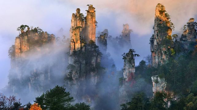 4-Day Exclusive Zhangjiajie & Fenghuang Private Tour·Tianmen Mountain and Fenghuang Ancient Town丨Core Scenic Areas and Majestic Views