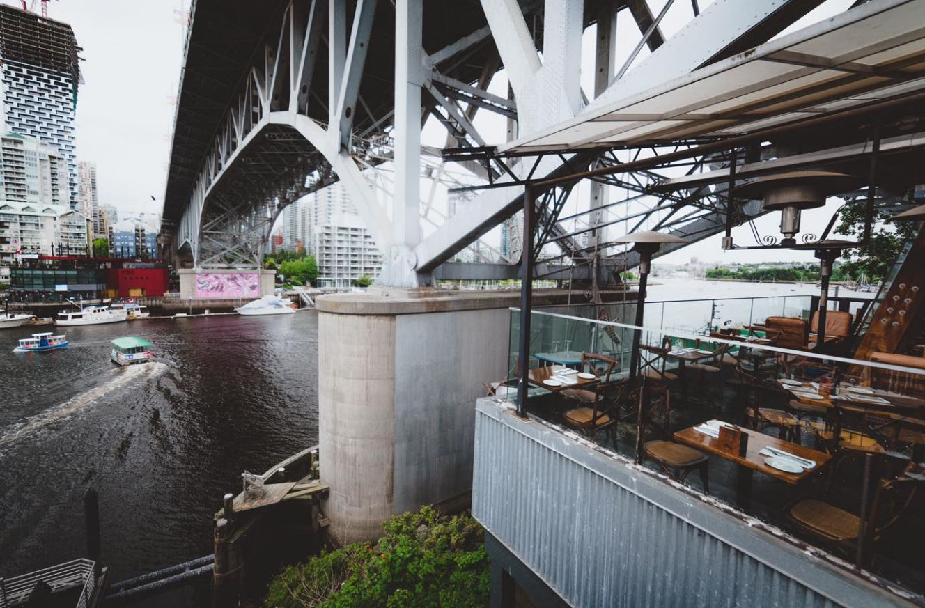 The Sandbar Seafood Restaurant餐厅图片