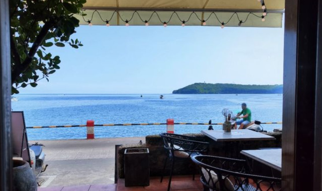 鸡姨·椰子鸡海景餐厅(南湾店)餐厅图片