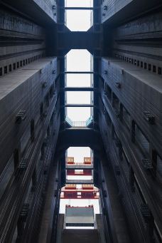 三峡垂直升船机-宜昌