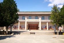 察哈尔烈士陵园景点图片