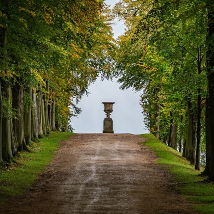 伦敦+爱丁堡+坎特伯雷+查茨沃斯庄园10日9晚拼小团