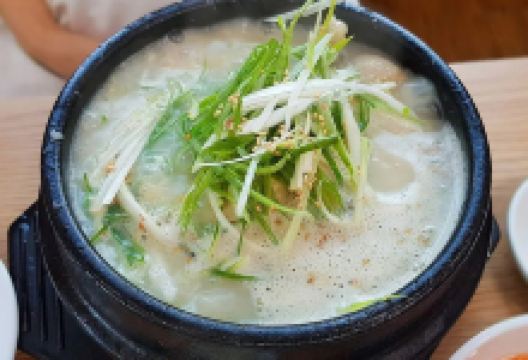 东莱参鸡汤美食图片