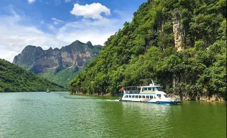 乡游黔中·贞丰县 董箐村 │ 打糍粑、游峡谷，布依渔村乐趣浓