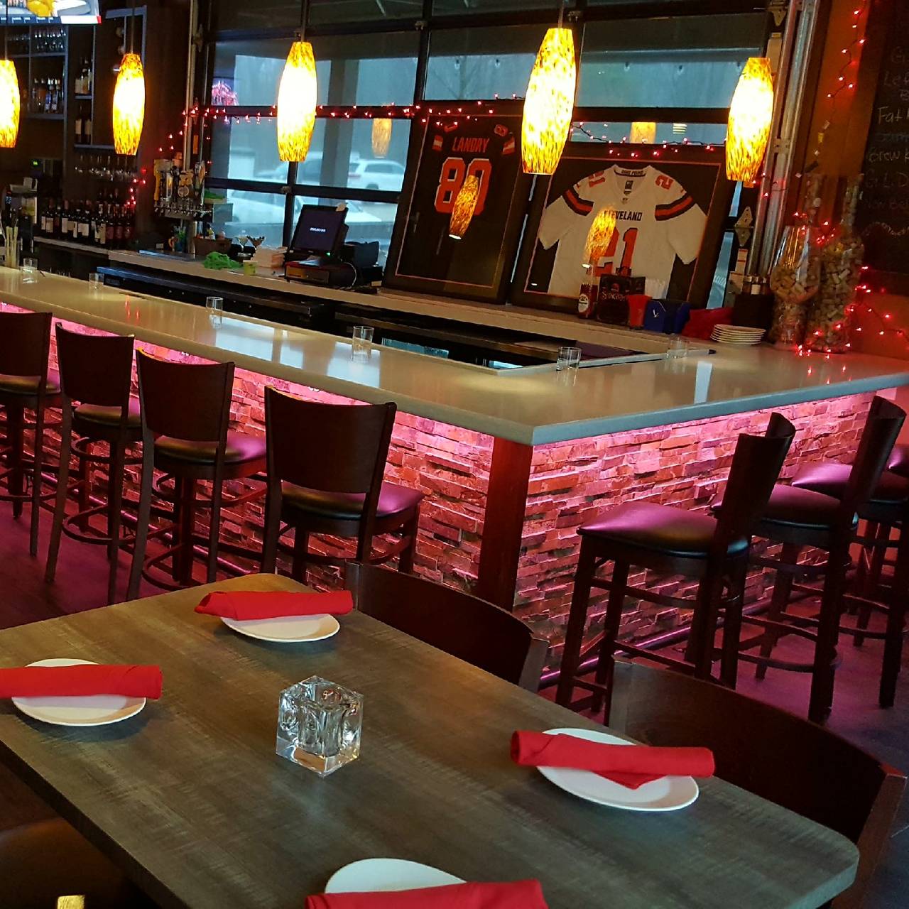 Jo Jo Carloni's Italian Restaurant & Pizzaria