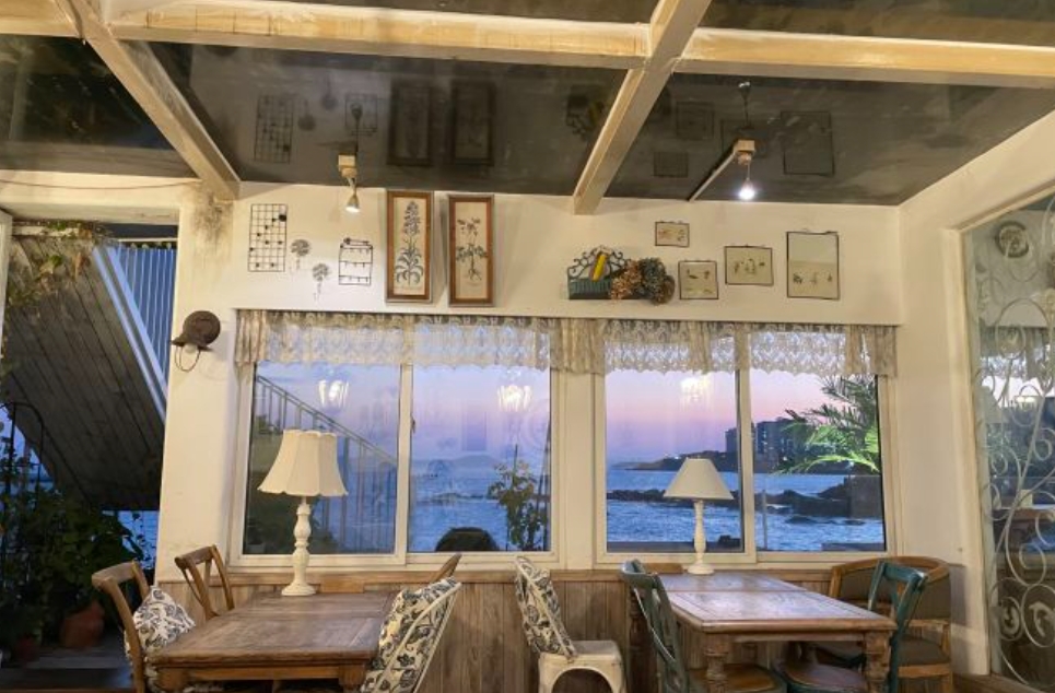 香草咖啡(银海大世界店)