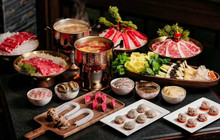 日赛谷丽思卡尔顿隐世酒店·波日木居全日制餐厅餐厅图片