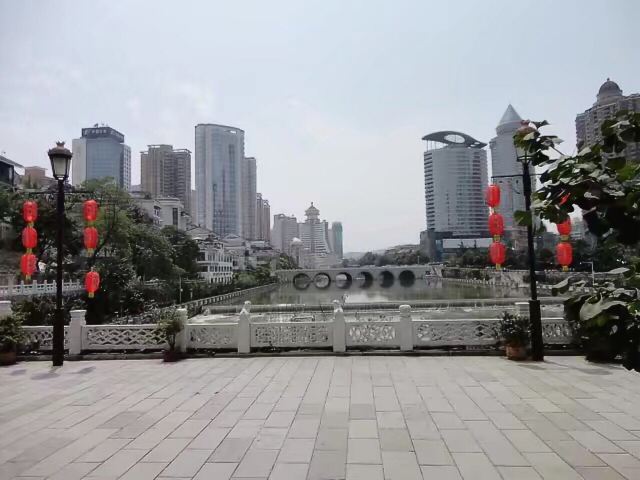 甲秀广场旅行图片 1
