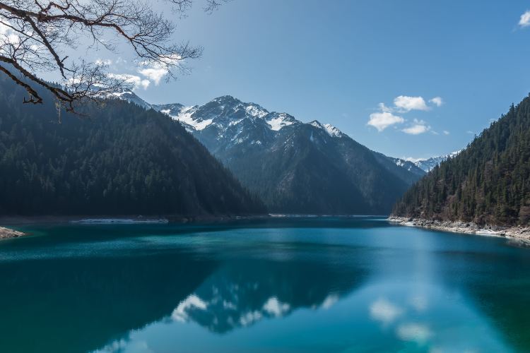 Jiuzhaigou Brief Guide