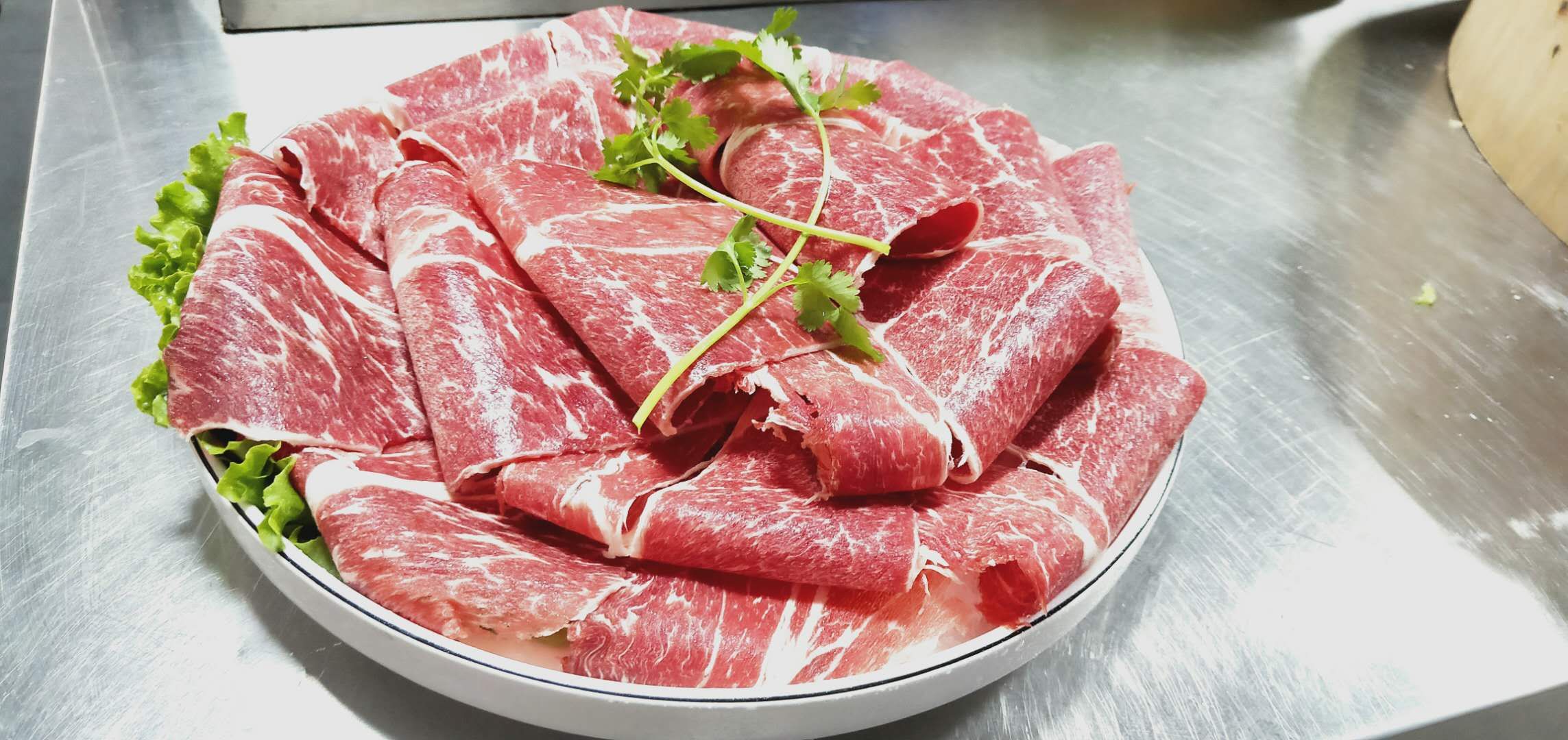 乌兰锦尊肥牛火锅城