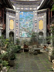 张家花园-大理市-YoYo_5A8O1N5Z