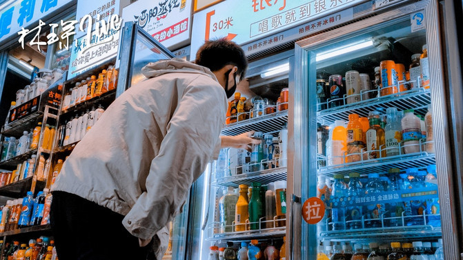 讓去年在路上的日子變得無比艱難。