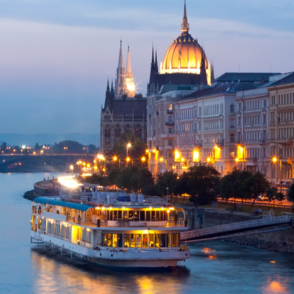 捷克+奥地利+斯洛伐克+匈牙利+波兰+德国+斯洛文尼亚+克罗地亚14日跟团游