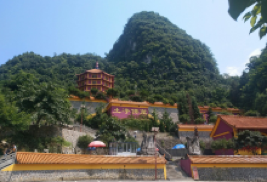 大佛寺景点图片