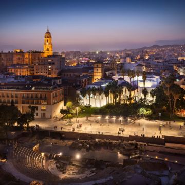 西班牙巴塞罗那+马德里+塞维利亚+龙达+马拉加+格拉纳达11日10晚拼小团