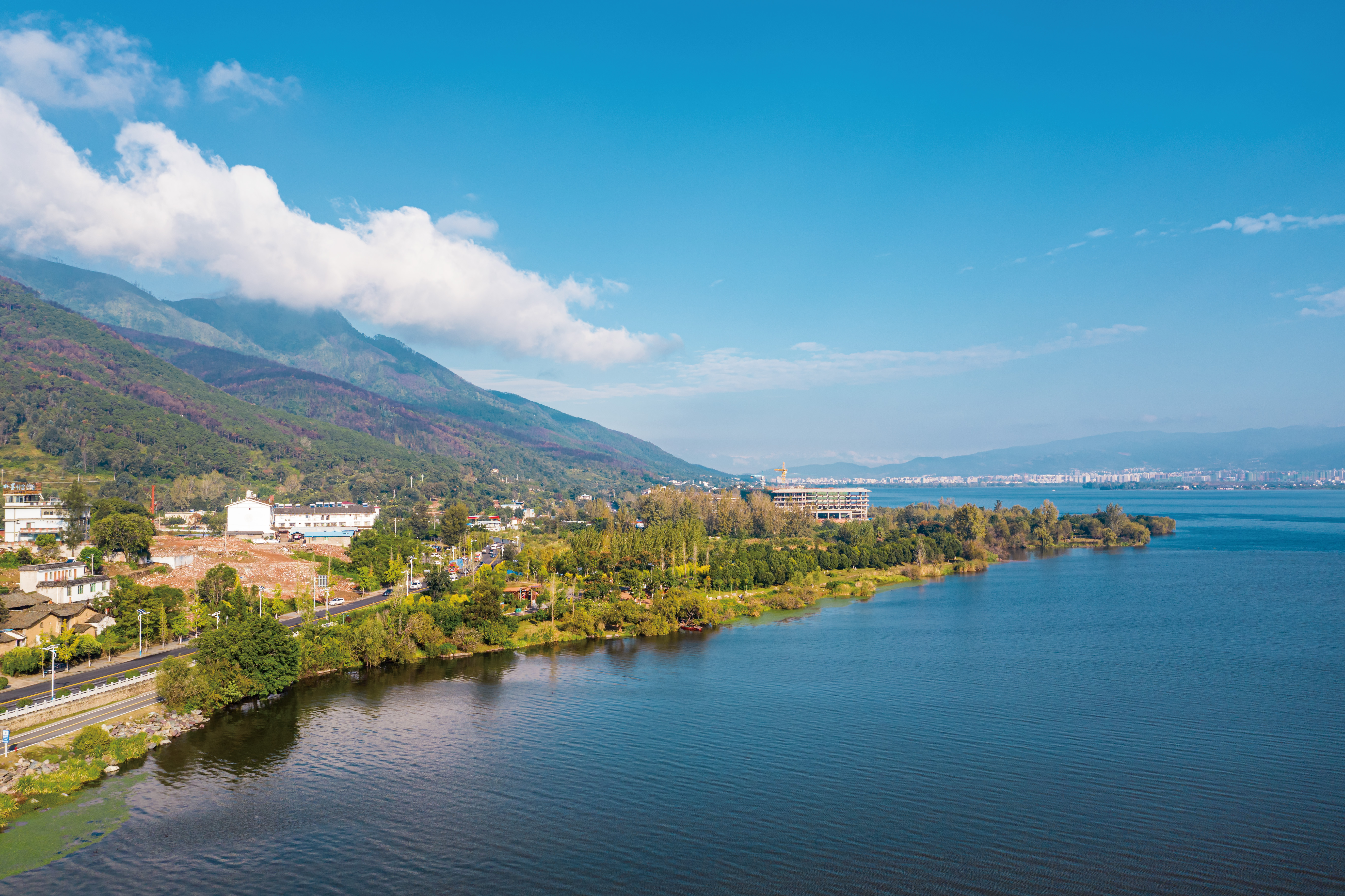 3-Day Xichang Tour: From Jianchang Ancient City to Qionghai Lake, a blend of culture and nature