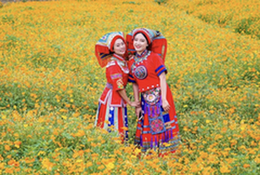 永州游记图片] 花海 水街 游船 古居...我发现了一个超火的瑶家爱情小镇