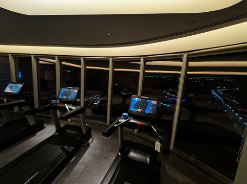 武汉光谷皇冠假日酒店主图