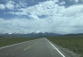 阅遍人间美景，走过四季轮回。。这里是新疆