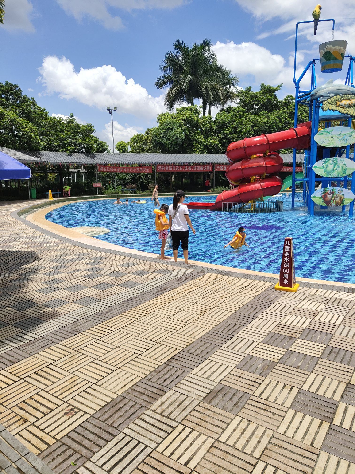 德湖山庄餐厅图片