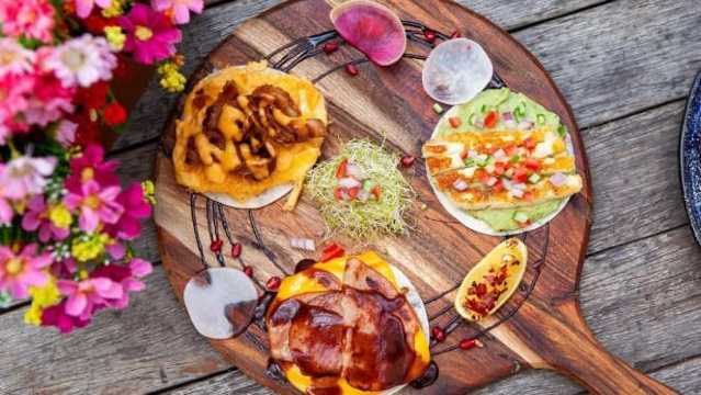 Full Moon Thai Cafe & Restaurant餐厅图片