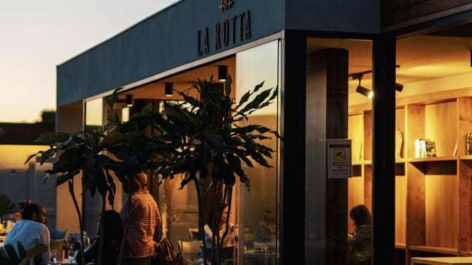 La Rotta Rooms, Restaurant and Cocktail bar餐厅图片