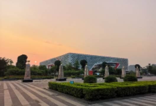 崇左市文化艺术中心景点图片